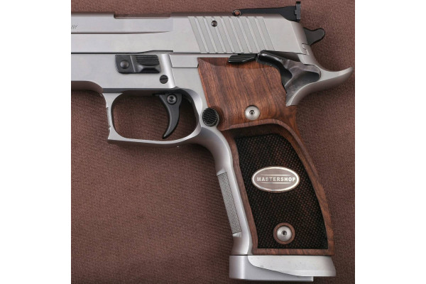 Sig Sauer X-Five P226 / X-Five SO / X-Five AL / X-Six / X-Six AL Wooden (Turkish Walnut) Silver Logo Handgun Grip