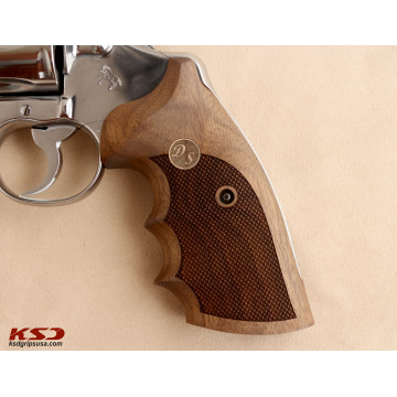 Colt Python & Officer Model Match (Your Name and Last Name First Letter ) Ksd Grips